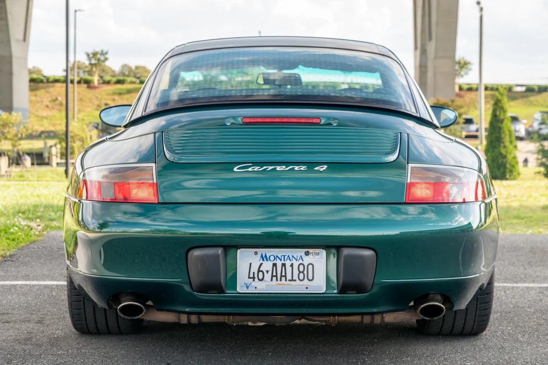 2000 Porsche 996 Carrera 4 - Image 20 of 31