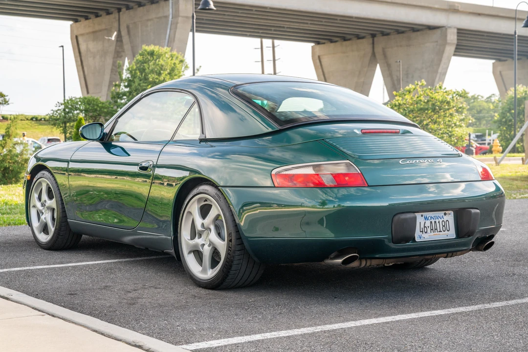 2000 Porsche 996 Carrera 4 - Image 4 of 31