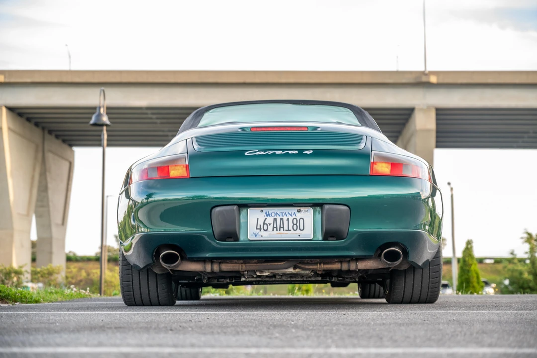 2000 Porsche 996 Carrera 4 - Image 15 of 31