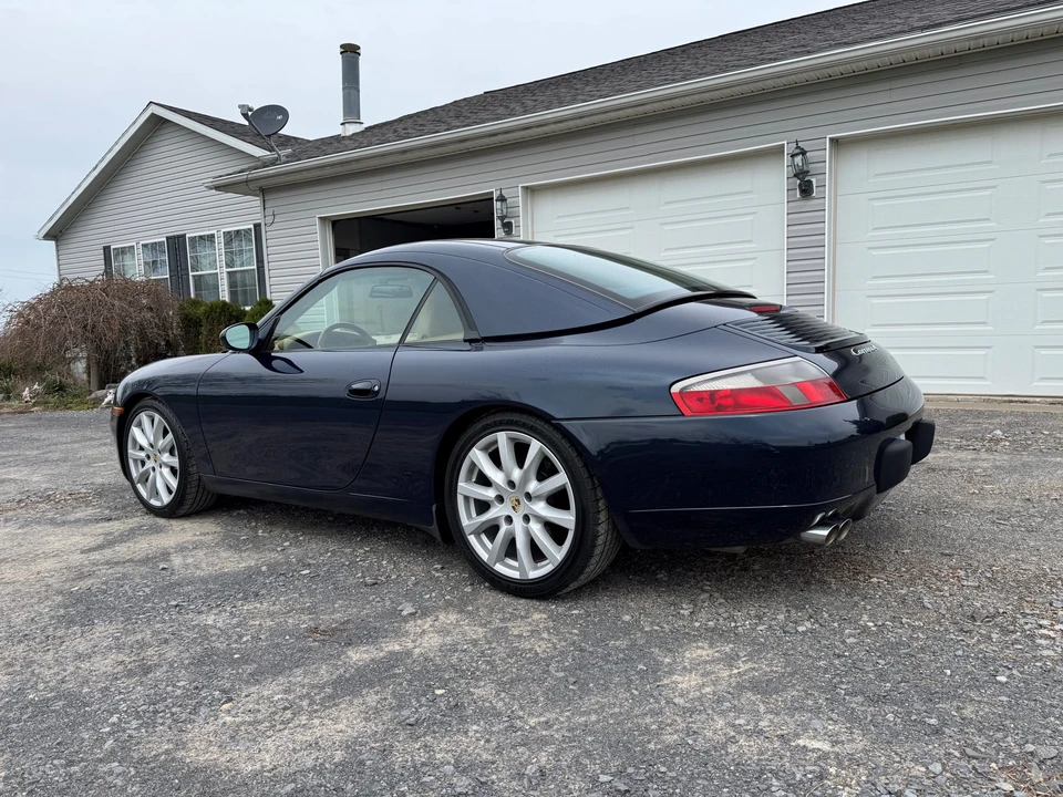 2000 Porsche 996 Carrera 4 - Image 11 of 31