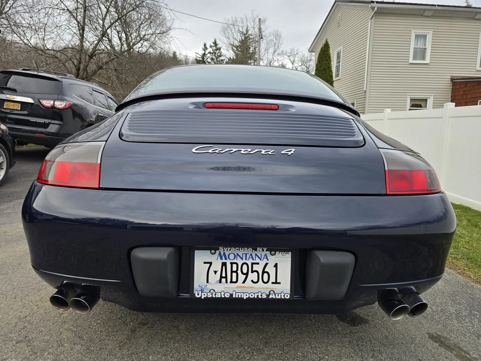 2000 Porsche 996 Carrera 4 - Image 18 of 31