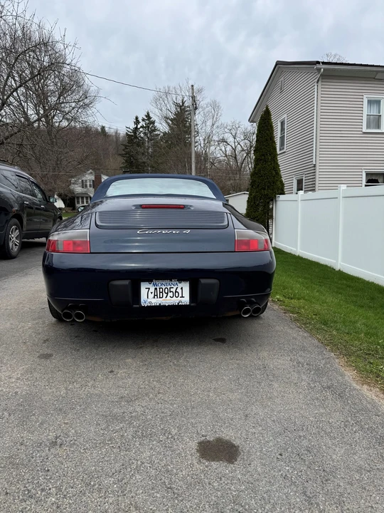 2000 Porsche 996 Carrera 4 - Image 17 of 31