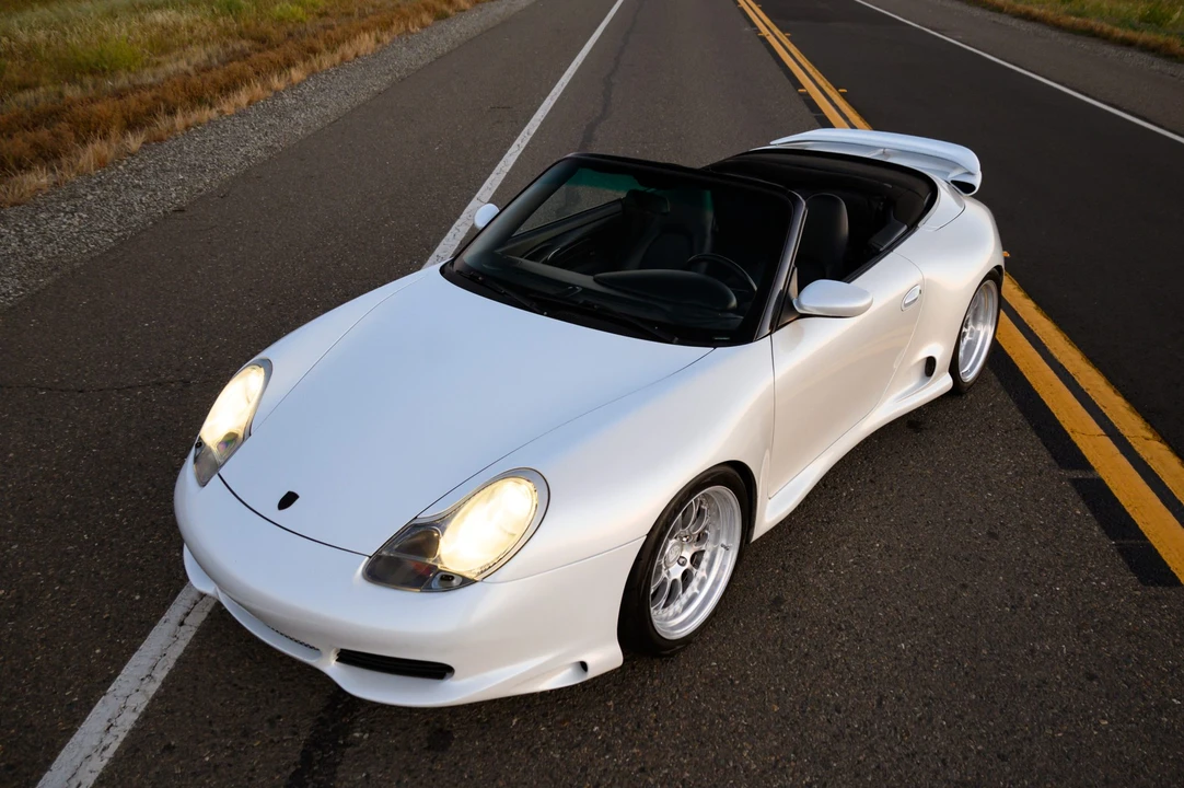 2000 Porsche 996 Carrera 4 - Image 3 of 31