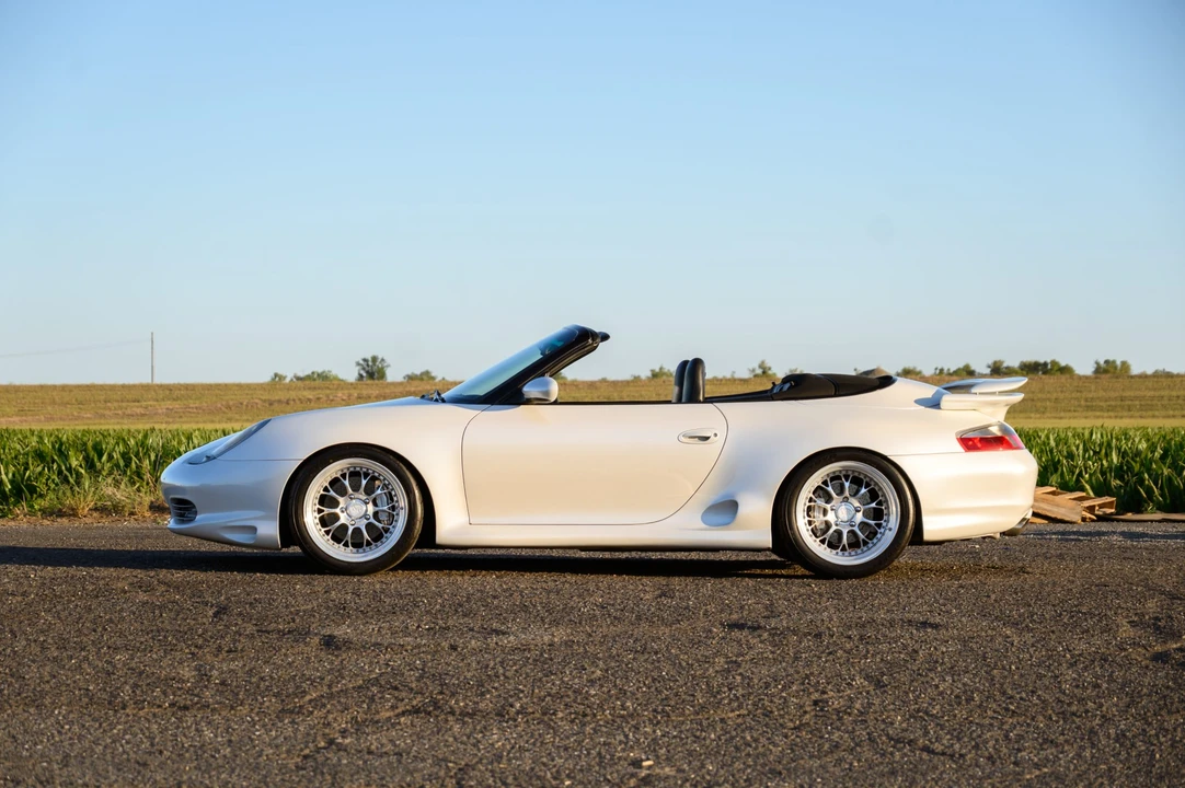 2000 Porsche 996 Carrera 4 - Image 12 of 31