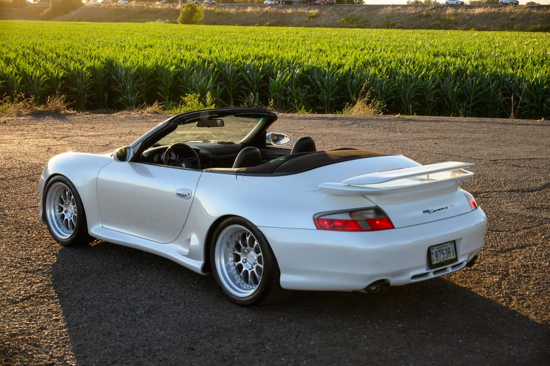 2000 Porsche 996 Carrera 4 - Image 21 of 31