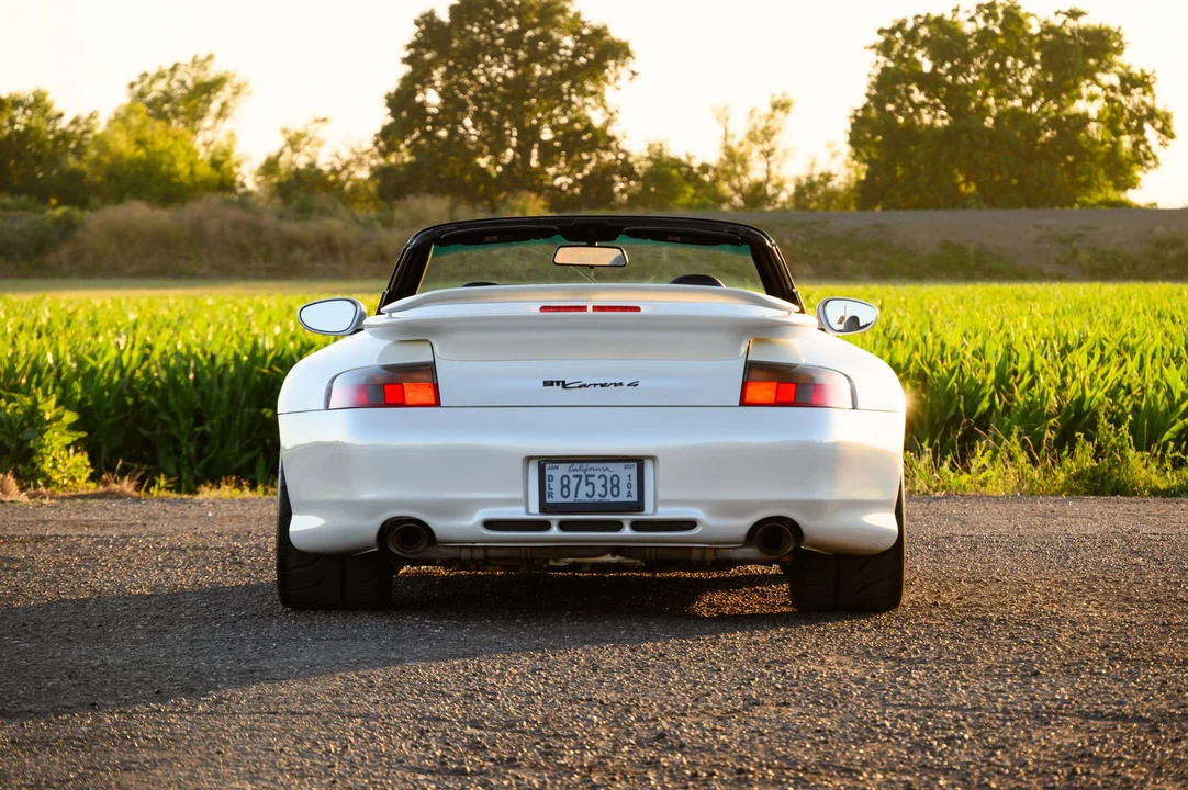 2000 Porsche 996 Carrera 4 - Image 28 of 31