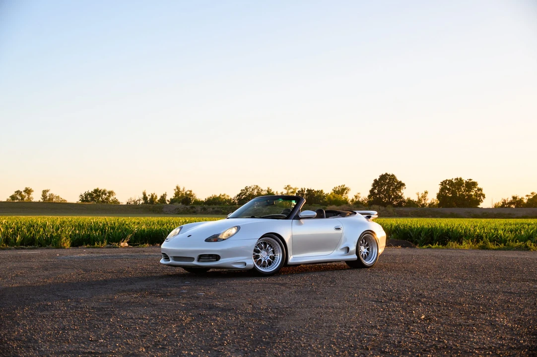 2000 Porsche 996 Carrera 4 - Image 7 of 31