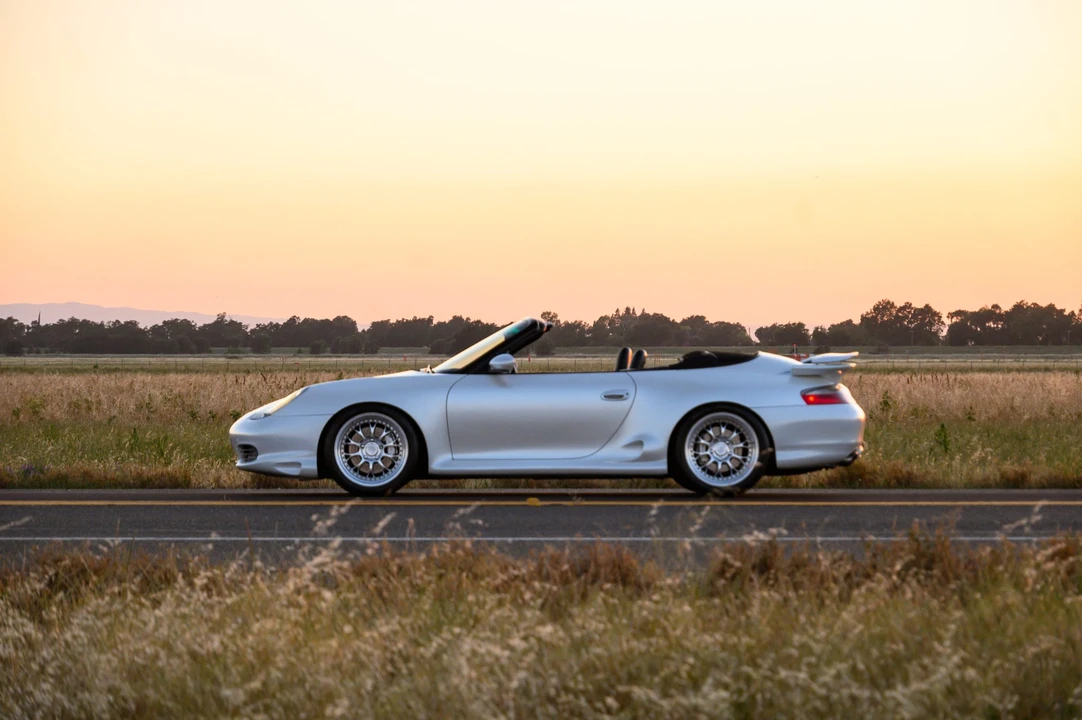2000 Porsche 996 Carrera 4 - Image 14 of 31