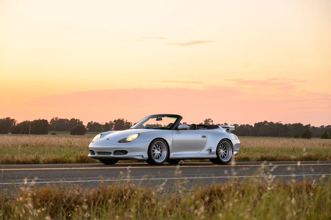 2000 Porsche 996 Carrera 4 - Image 10 of 31