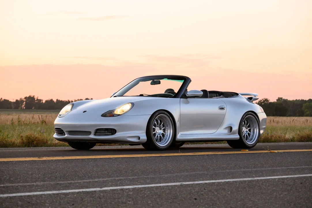 2000 Porsche 996 Carrera 4 - Image 11 of 31