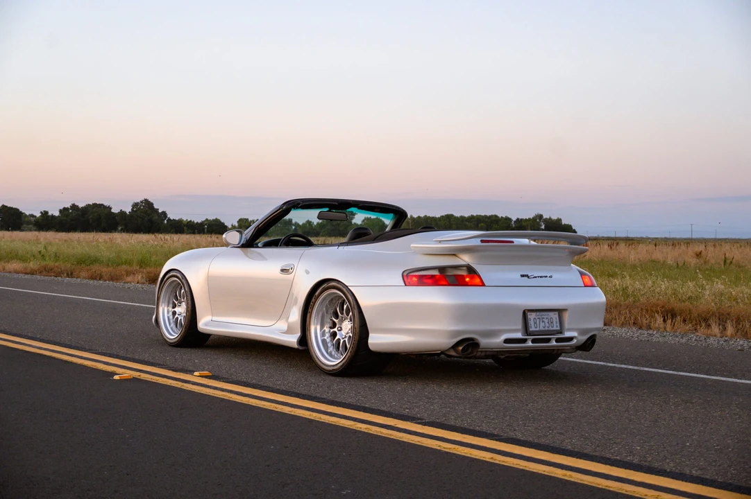 2000 Porsche 996 Carrera 4 - Image 18 of 31