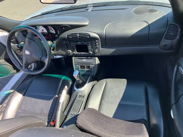 2000 Porsche 996 Carrera 4 - Image 11 of 16