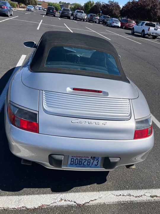 2000 Porsche 996 Carrera 4 - Image 4 of 14