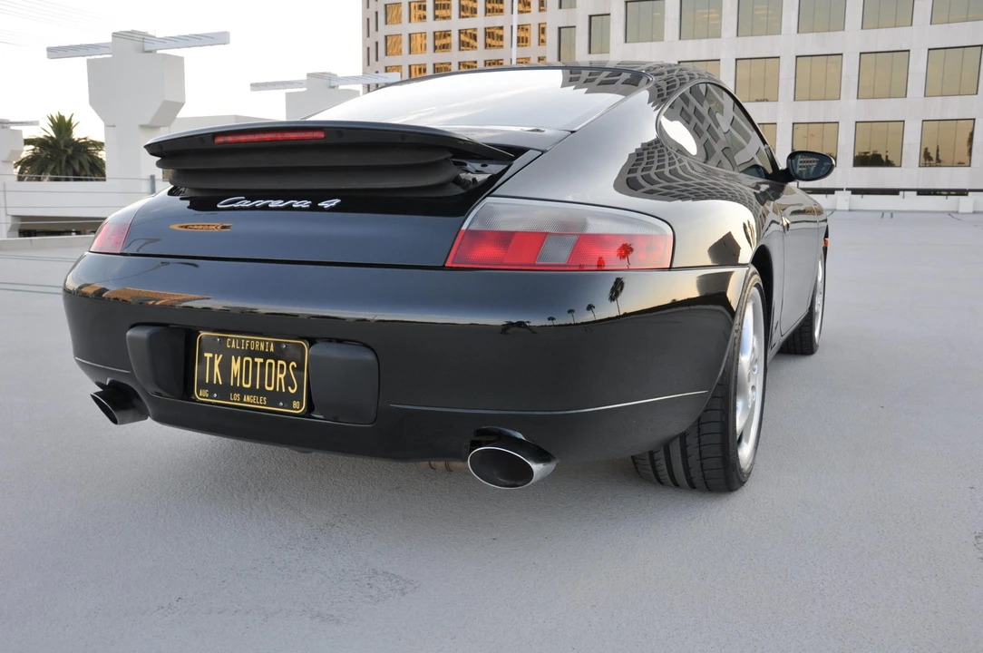 2000 Porsche 996 Carrera - Image 11 of 31