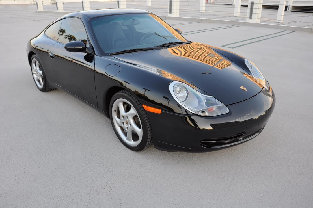 2000 Porsche 996 Carrera - Image 2 of 31
