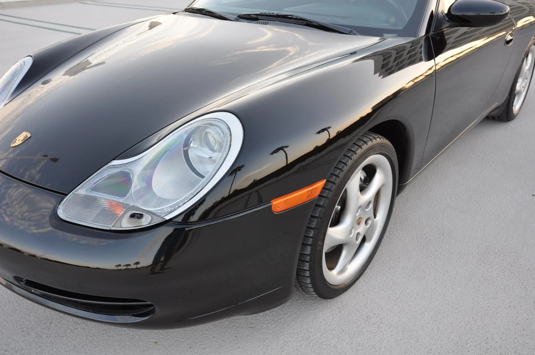 2000 Porsche 996 Carrera - Image 25 of 31