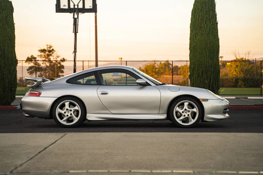 2000 Porsche 996 Carrera - Image 9 of 31