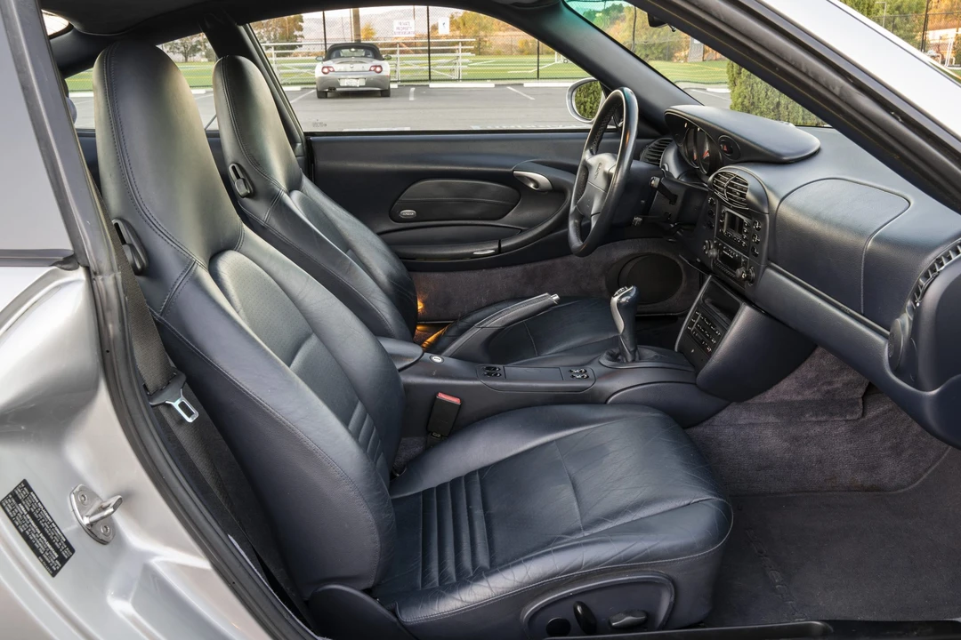 2000 Porsche 996 Carrera - Image 25 of 31