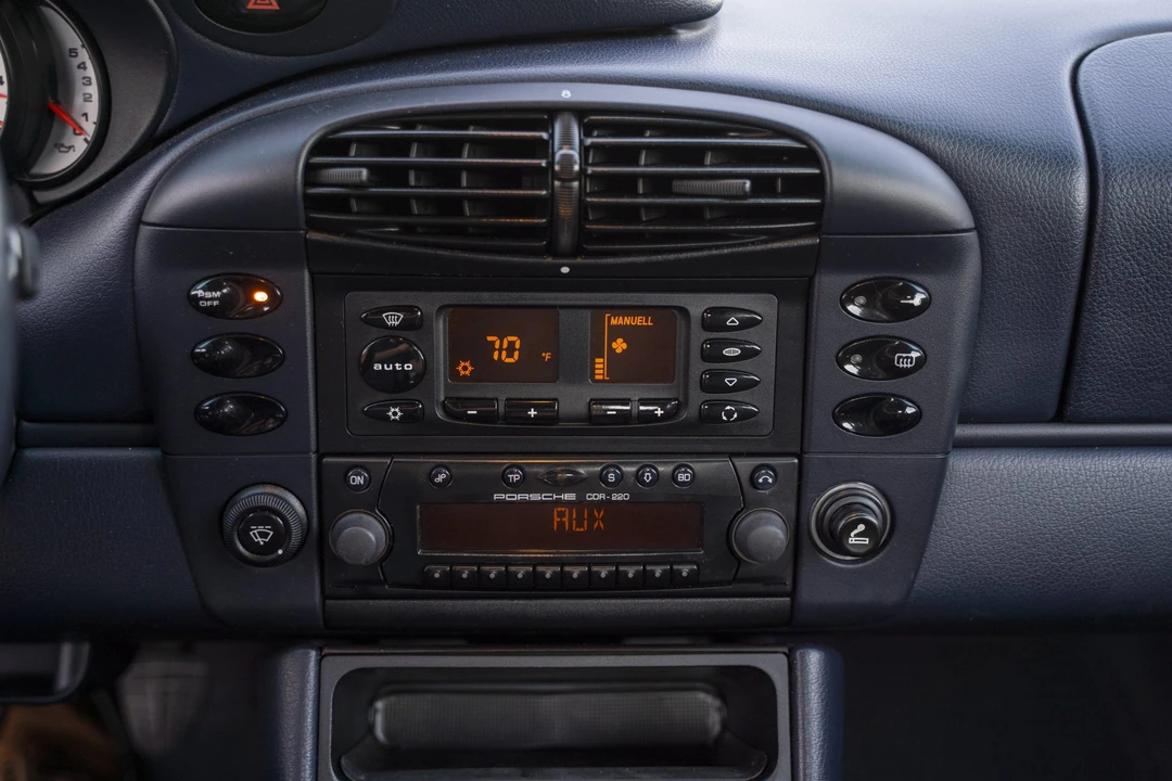 2000 Porsche 996 Carrera - Image 29 of 31
