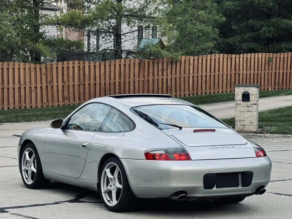 2000 Porsche 996 Carrera - Image 18 of 31