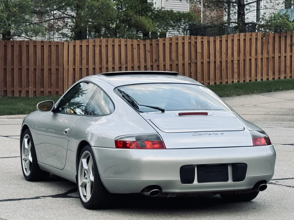 2000 Porsche 996 Carrera - Image 17 of 31