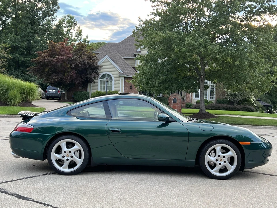 2000 Porsche 996 Carrera - Image 30 of 31