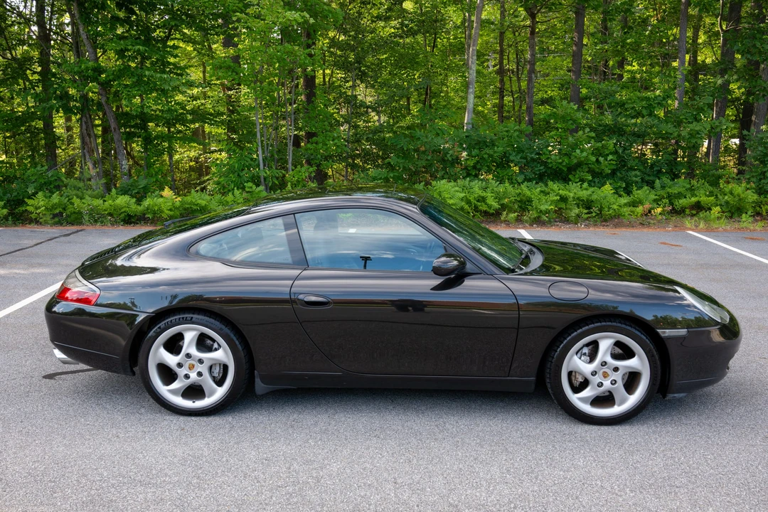2000 Porsche 996 Carrera 4 - Image 8 of 31
