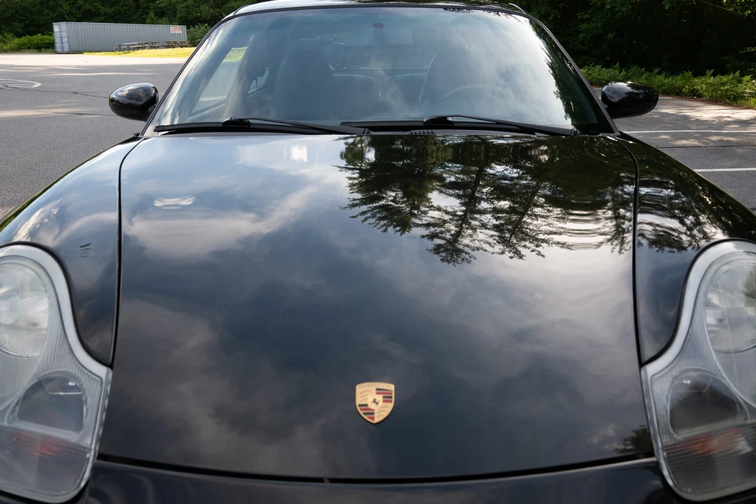 2000 Porsche 996 Carrera 4 - Image 30 of 31