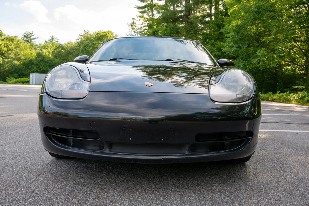 2000 Porsche 996 Carrera 4 - Image 4 of 31