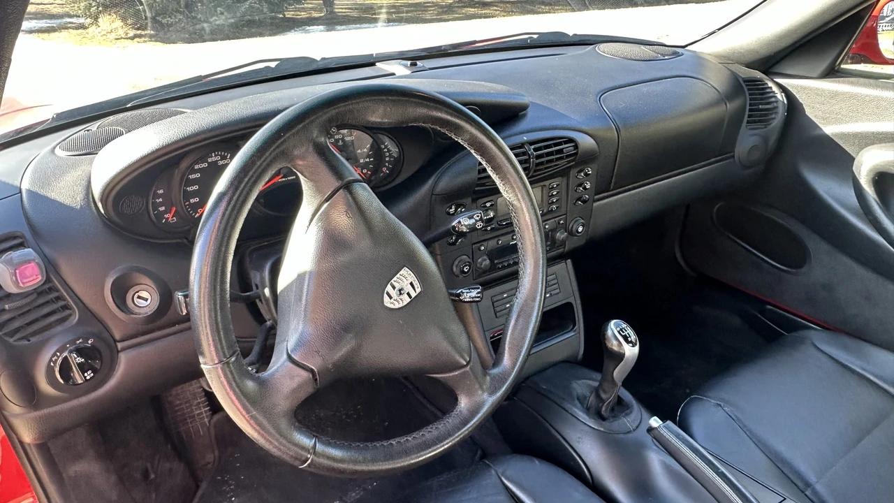 2000 Porsche 996 Carrera - Image 22 of 31