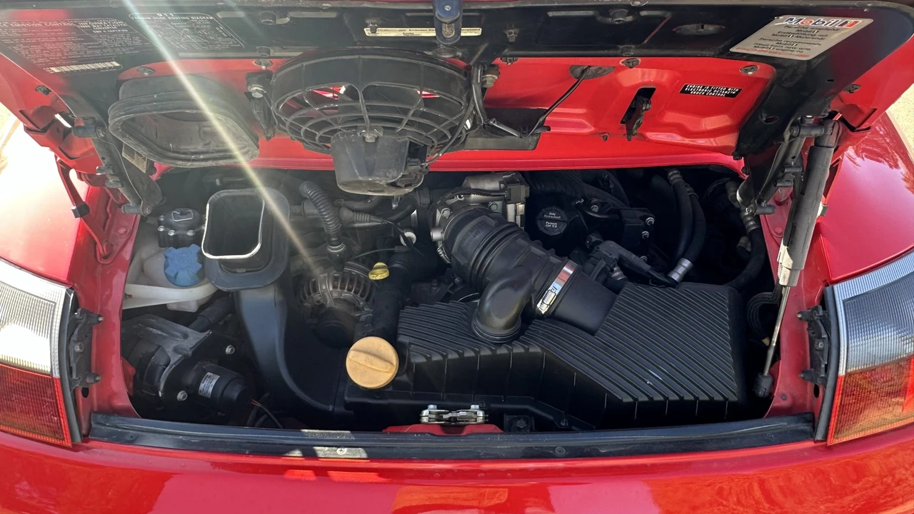 2000 Porsche 996 Carrera - Image 31 of 31