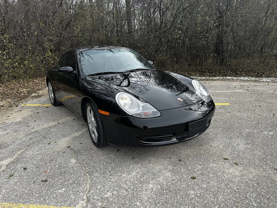 2000 Porsche 996 Carrera 4 - Image 10 of 31