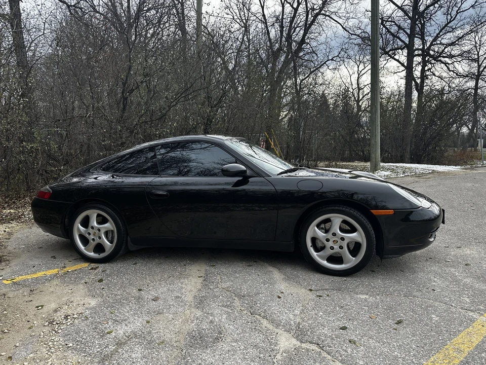2000 Porsche 996 Carrera 4 - Image 15 of 31
