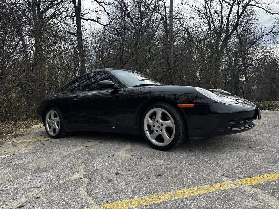 2000 Porsche 996 Carrera 4 - Image 16 of 31