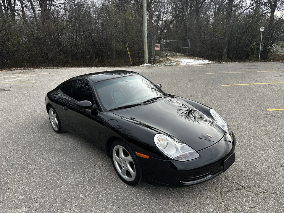 2000 Porsche 996 Carrera 4 - Image 11 of 31