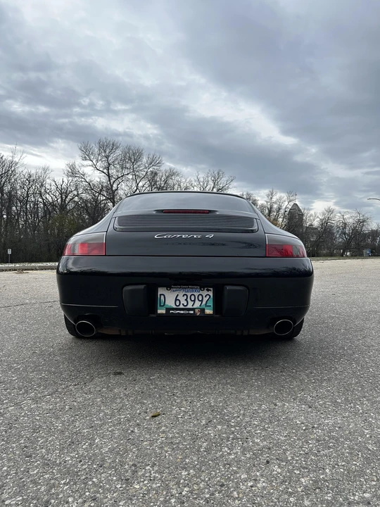2000 Porsche 996 Carrera 4 - Image 30 of 31