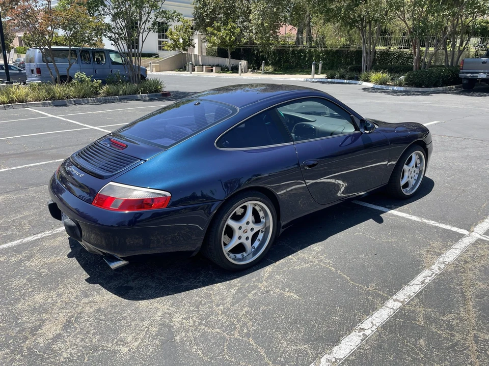 2000 Porsche 996 Carrera - Image 17 of 31