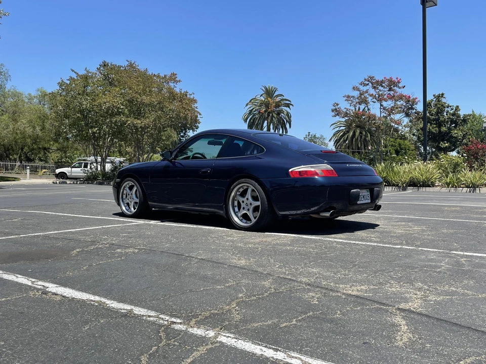 2000 Porsche 996 Carrera - Image 10 of 31