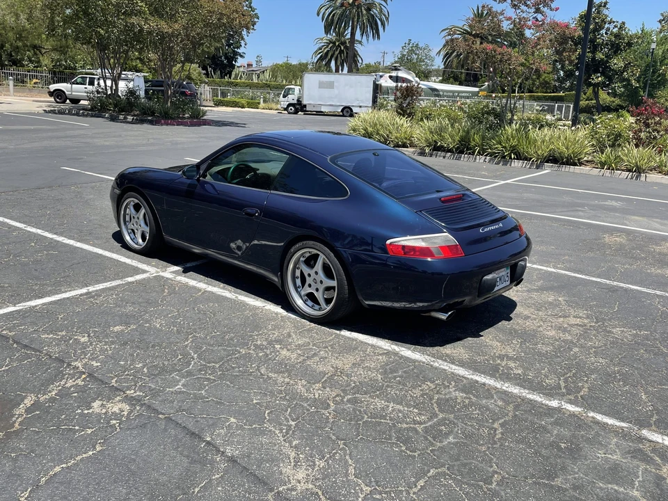 2000 Porsche 996 Carrera - Image 11 of 31