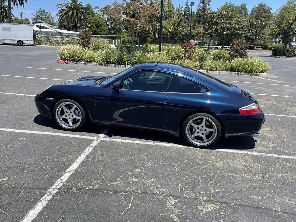 2000 Porsche 996 Carrera - Image 8 of 31