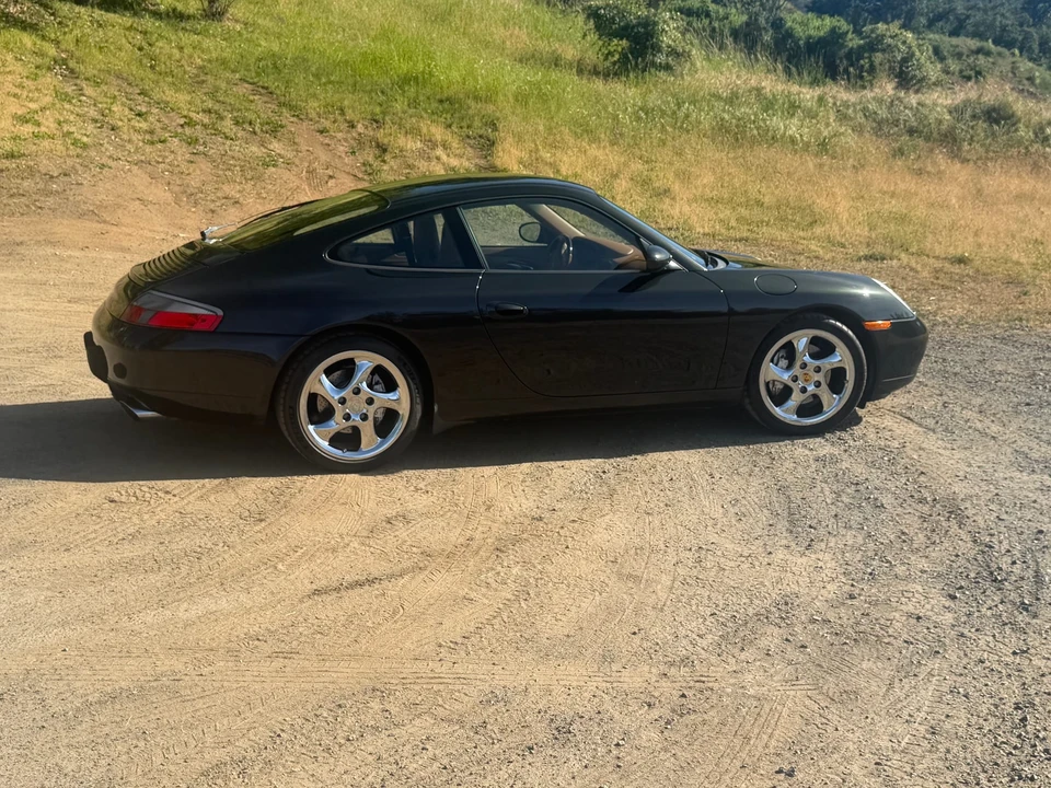 2000 Porsche 996 Carrera 4 - Image 5 of 31