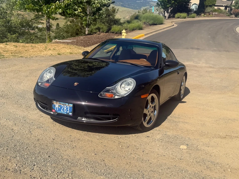 2000 Porsche 996 Carrera 4 - Image 2 of 31