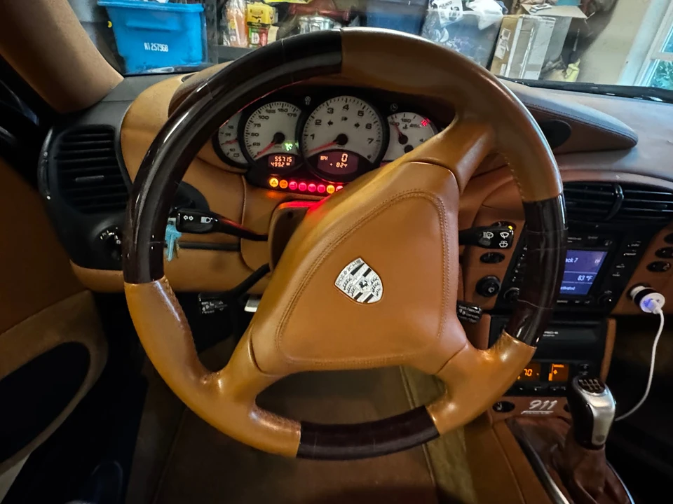 2000 Porsche 996 Carrera 4 - Image 29 of 31