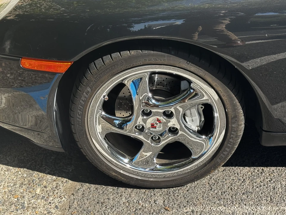 2000 Porsche 996 Carrera 4 - Image 17 of 31