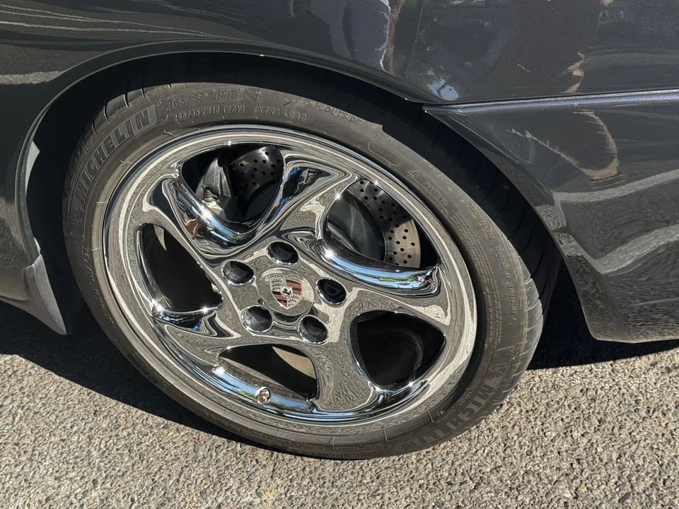 2000 Porsche 996 Carrera 4 - Image 15 of 31