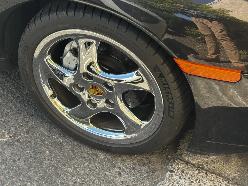 2000 Porsche 996 Carrera 4 - Image 18 of 31
