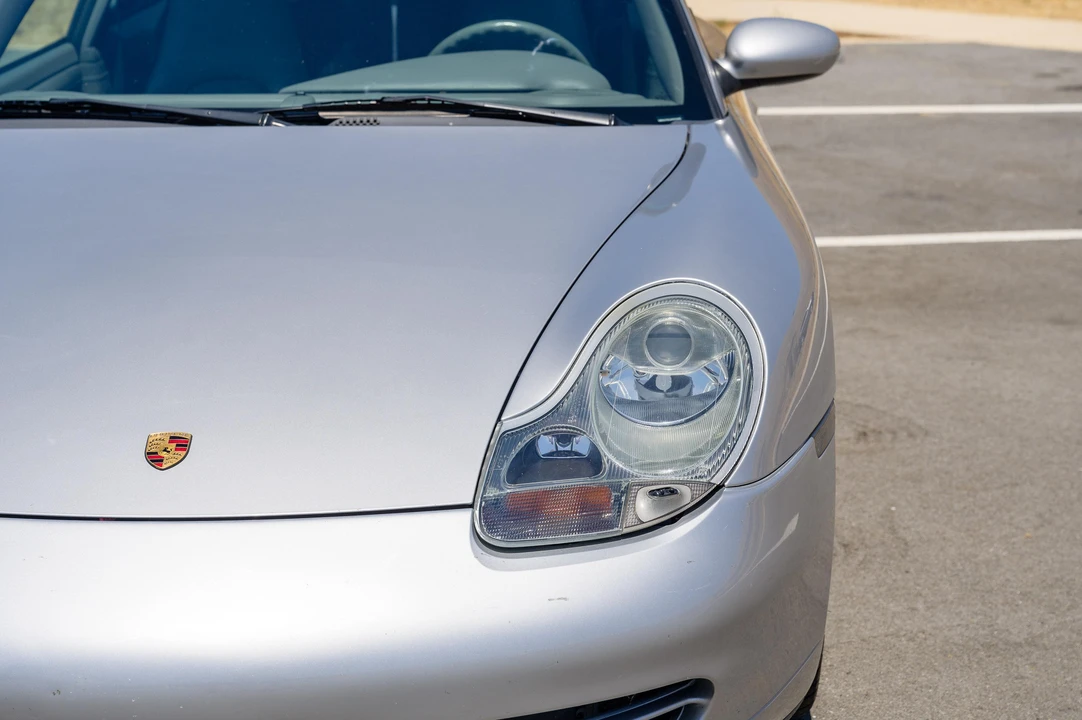 2000 Porsche 996 Carrera 4 - Image 15 of 31