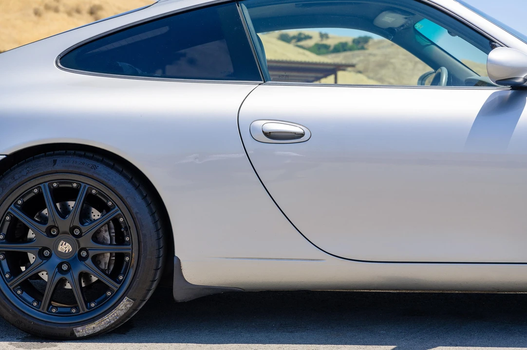 2000 Porsche 996 Carrera 4 - Image 29 of 31