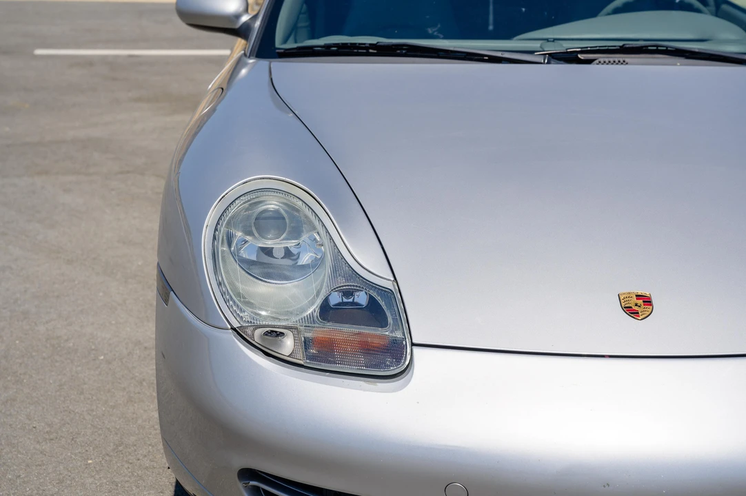 2000 Porsche 996 Carrera 4 - Image 11 of 31