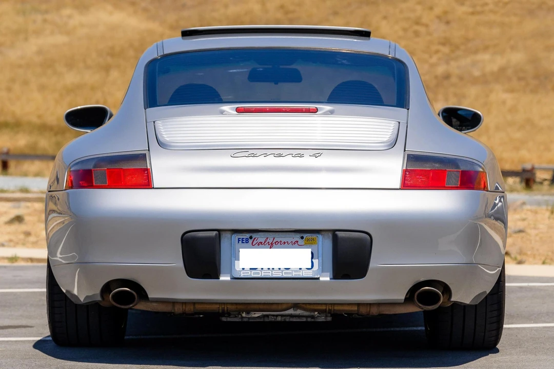 2000 Porsche 996 Carrera 4 - Image 5 of 31